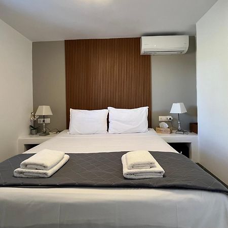 Miramare Suites Mykonos Merchia Beach Exterior foto
